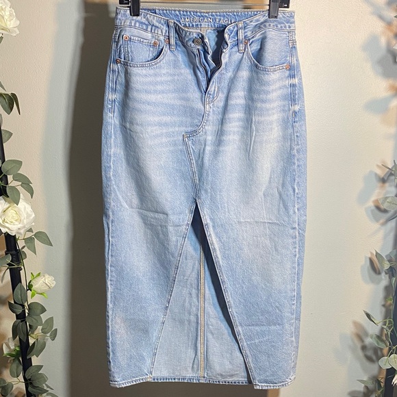 American Eagle Outfitters Dresses & Skirts - American Eagle Outfitters Light Blue Denim Pencil Skirt